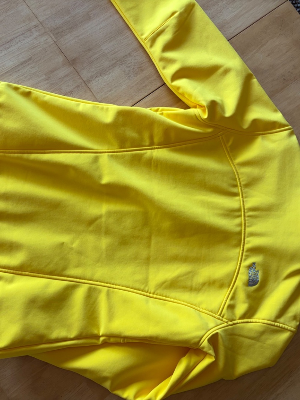 The North Face Shell Jacket - Picture 2 of 5